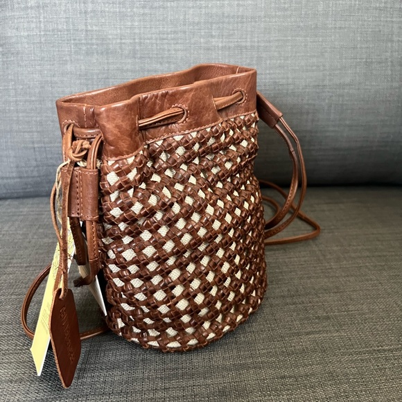 NWT LEATHER HAND CRAFTED BASKET SHOULDER BAG MADE IN INDIA - Picture 4 of 11